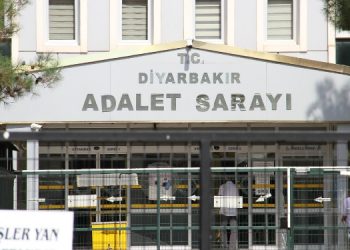 Eski milletvekillerinin yargılandığı dava ertelendi