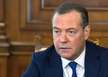 Medvedev: İstikrarsız olan bir Orta Doğu, ABD’nin işine geliyor