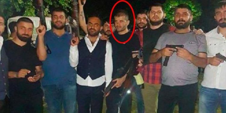 Ayhan Bora Kaplan ile bağlantılı 3 polis müdürü açığa alındı Ayhan Bora Kaplan ile bağlantılı 3 polis müdürü açığa alındı