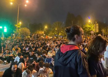 Adana ve Antalya’da öğrenci protestosu