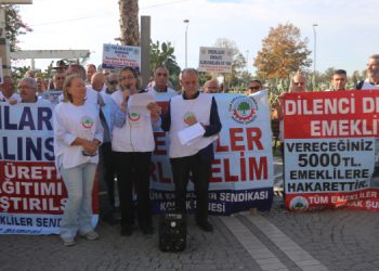 Emeklilerden 5 bin liralık ikramiyeye tepki