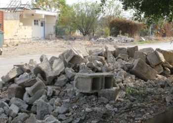 Depremzedelerin büyük bölümü konteynerlere mahkûm