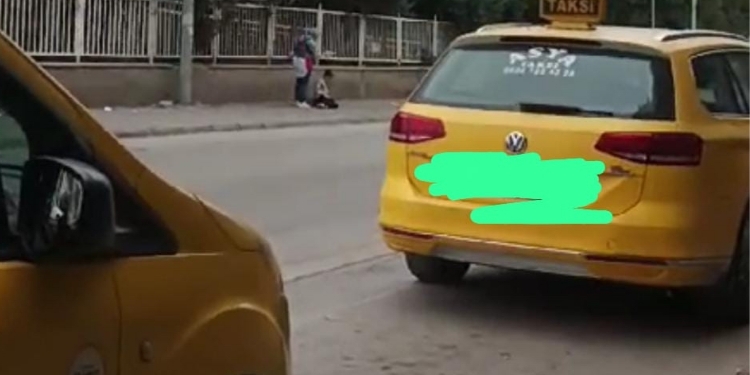 Hastane önünde bir çocuk darp edildi Hastane önünde bir çocuk darp edildi