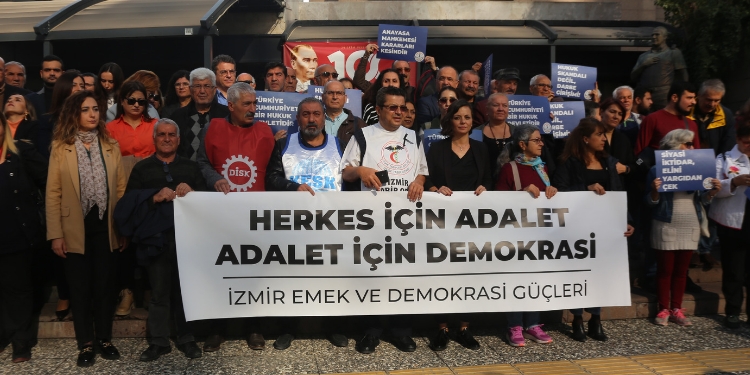 İzmir ‘adalet’ için yürüyecek! İzmir ‘adalet’ için yürüyecek!