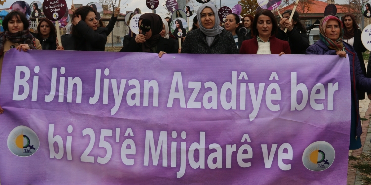 Kadınlara göre şiddetin artmasının nedeni cezasızlık Kadınlara göre şiddetin artmasının nedeni cezasızlık