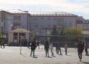 Eğitim Sen: Kömürsüz bırakılan okullarda kaloriferler yanmıyor