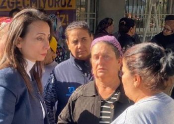 Hatimoğulları Defneli kadınlarla bir araya geldi: Bu yarayı beraber saracağız