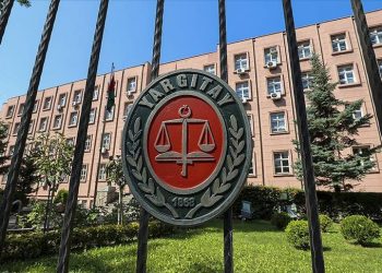 Yargıtay’ın AKP içinde açtığı ‘çatlak’ büyüyor