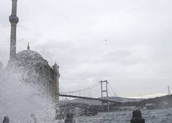 İstanbul’da fırtına ve yağışın bilançosu: 1 ölü, 4 yaralı