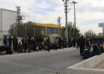 Özak Tekstil işçileri ablukaya rağmen direniyor