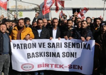 Özak Tekstil’de işçiler iş bıraktı: Birlikte direnip kazanalım