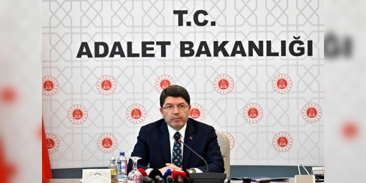 Tunç: Yargıdaki krizin çözüm yeri Meclis’tir Tunç: Yargıdaki krizin çözüm yeri Meclis’tir
