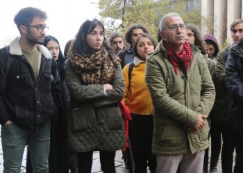 ODTÜ’de işten çıkarılan işçi topladığı imzaları rektörlüğe teslim etti