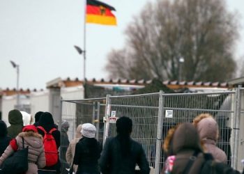 Almanya 10 ayda 13 bin 512 kişiyi sınır dışı etti