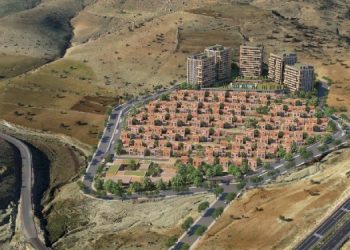 İmar planı olmayan dere yatağında villa dikiliyor