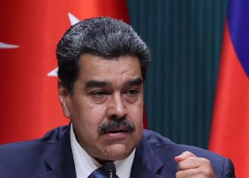 Maduro’dan “ulusal savunma komutanlıkları” talimatı: “Her mahallede halk direnişi hazır olmalı”