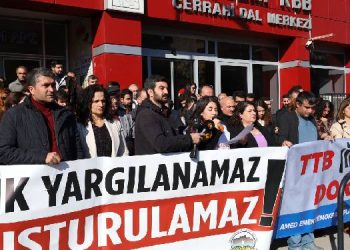 Mahkemenin görevden alma kararına tepki: TTB’nin yanındayız