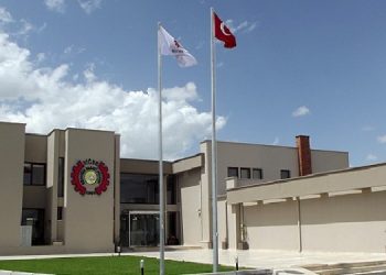 Niğde’de kimyasal tankına düşen 2 işçi yaşamını yitirdi