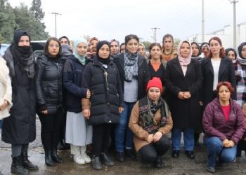 Özak Tekstil’de işçiler üretimi durdurdu