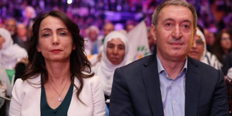 DEM Parti Eş Genel Başkanları’ndan cezaevi ziyareti: Yerel seçimlere ilişkin görüş ve öneri aldık DEM Parti Eş Genel Başkanları’ndan cezaevi ziyareti: Yerel seçimlere ilişkin görüş ve öneri aldık
