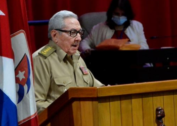 Raul Castro: Devrimin evlatları arasında iktidar kıskançlığı veya iktidar hırsı olmaz