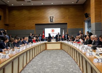 Adalet Komisyonu toplantısı bitti: Kanunların devamı gelmeli