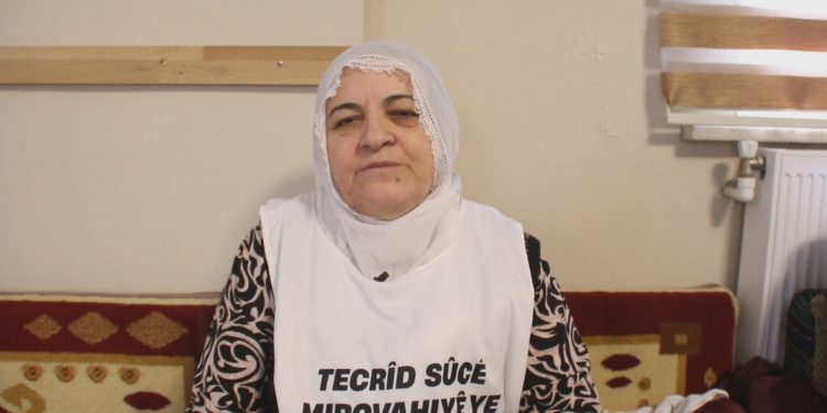 Tokat’tan Adalet Nöbeti’ne katıldı: Türk anneleri de elini taşın altına koymalı Tokat’tan Adalet Nöbeti’ne katıldı: Türk anneleri de elini taşın altına koymalı