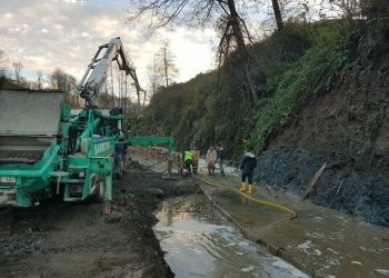 Trabzon Of’ta derelerin beton kanallara alınmasına tepki