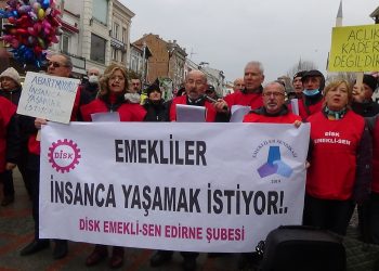 Edirne’de emeklilerden maaş protestosu