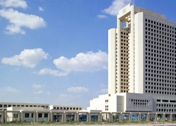 Bütçe iki ayda 304 milyar dolar açık verdi