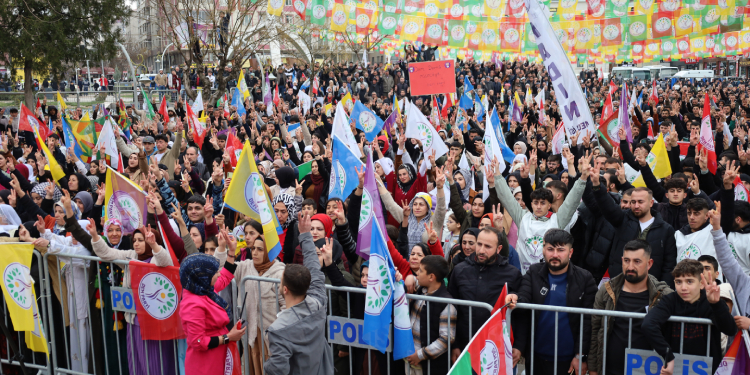 Bakırhan Araplara seslendi: Kültürünüzü yaşatacak DEM Parti’ye oy verin Bakırhan Araplara seslendi: Kültürünüzü yaşatacak DEM Parti’ye oy verin