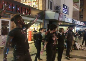 Serüven Kültür Dünya Tiyatro Günü’nde sokakta