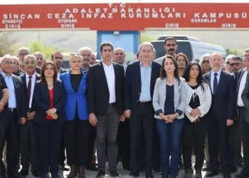 DEM Parti: Bugün verilecek karar Türkiye için bir fırsattır