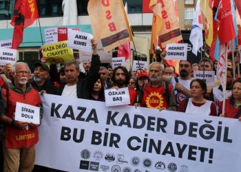 29 işçinin katledilmesi protesto edildi: Sömürü düzenine dur diyecek olan biziz