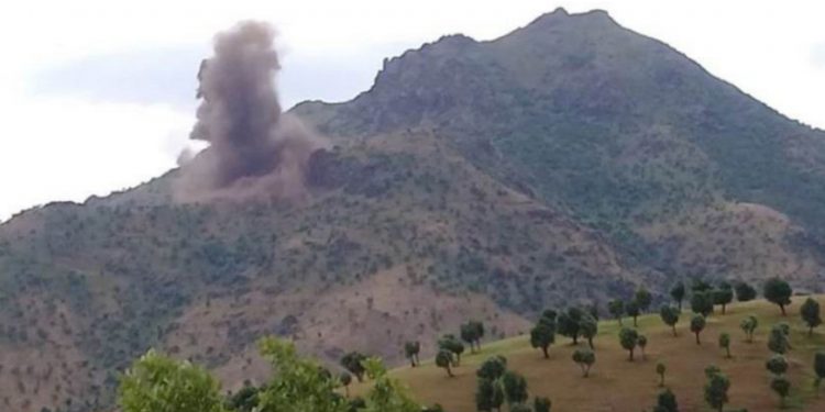 Türkiye Metîna’da iki köyü bombaladı Türkiye Metîna’da iki köyü bombaladı