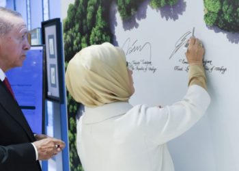 İktisatçı Durmuş: Türkiye Avrupa’nın “atık sömürgesi” oldu