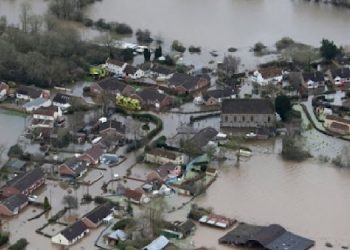 Sellerin vurduğu Rusya ve Kazakistan’da 90 binden fazla kişi tahliye edildi