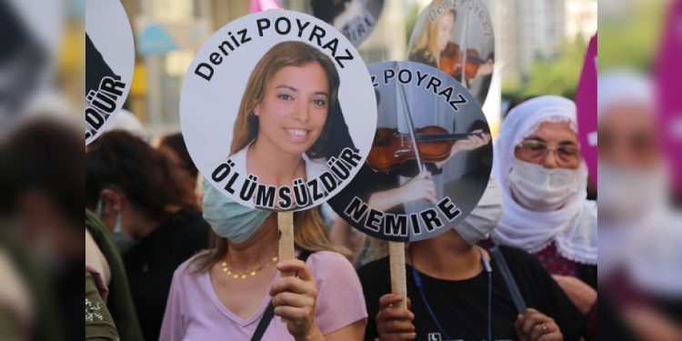 Deniz Poyraz mezarı başında anıldı Deniz Poyraz mezarı başında anıldı