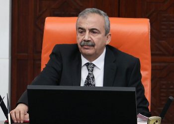 Önder’den Kobanê kararı yorumu: AKP’nin ilerideki yargılanmasının ön iddianamesidir