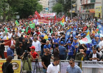 Batman’da 1 Mayıs kutlaması: Bu düzen değişecek