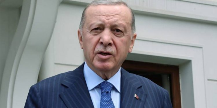 Erdoğan: İlk fırsatta CHP ile görüşeceğim Erdoğan: İlk fırsatta CHP ile görüşeceğim