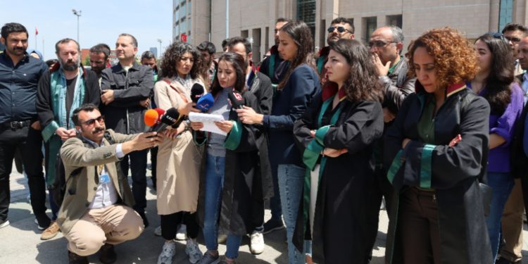 Hukukçular: Düzmece yargılamayla verilen cezaları tanımıyoruz