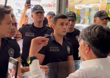 Adana’da Hakkari protestosuna abluka