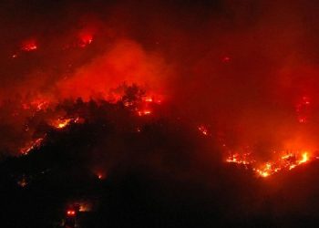 Çanakkale’deki orman yangını ikinci gününde