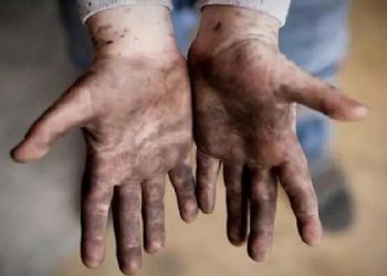 Her Yer Çocuk Derneği gönüllüsü: İktidarın politikalarıyla çocukluk kısalıyor Her Yer Çocuk Derneği gönüllüsü: İktidarın politikalarıyla çocukluk kısalıyor