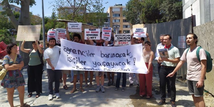 Boğaziçi Üniversitesi’nde iş cinayeti protesto edildi Boğaziçi Üniversitesi’nde iş cinayeti protesto edildi