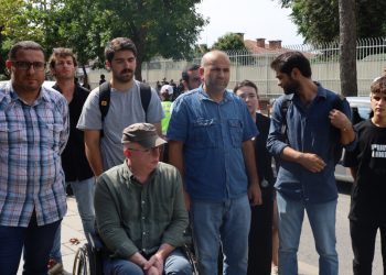 CarefourSA işçileri: Sabancı’ya ait işyerlerini eylem alanına çevireceğiz