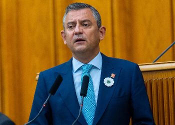 Özel ve 6 milletvekillinin dokunulmazlıkların kaldırılması istemiyle fezleke Özel ve 6 milletvekillinin dokunulmazlıkların kaldırılması istemiyle fezleke