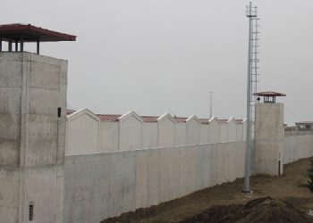 Esat Oktay Yıldıran uygulamaları devrede: Kürtçe’ye engel, tecrit artıyor