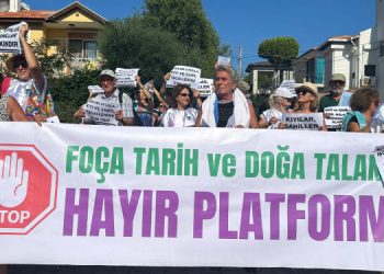 Foça’da kıyı işgaline tepki